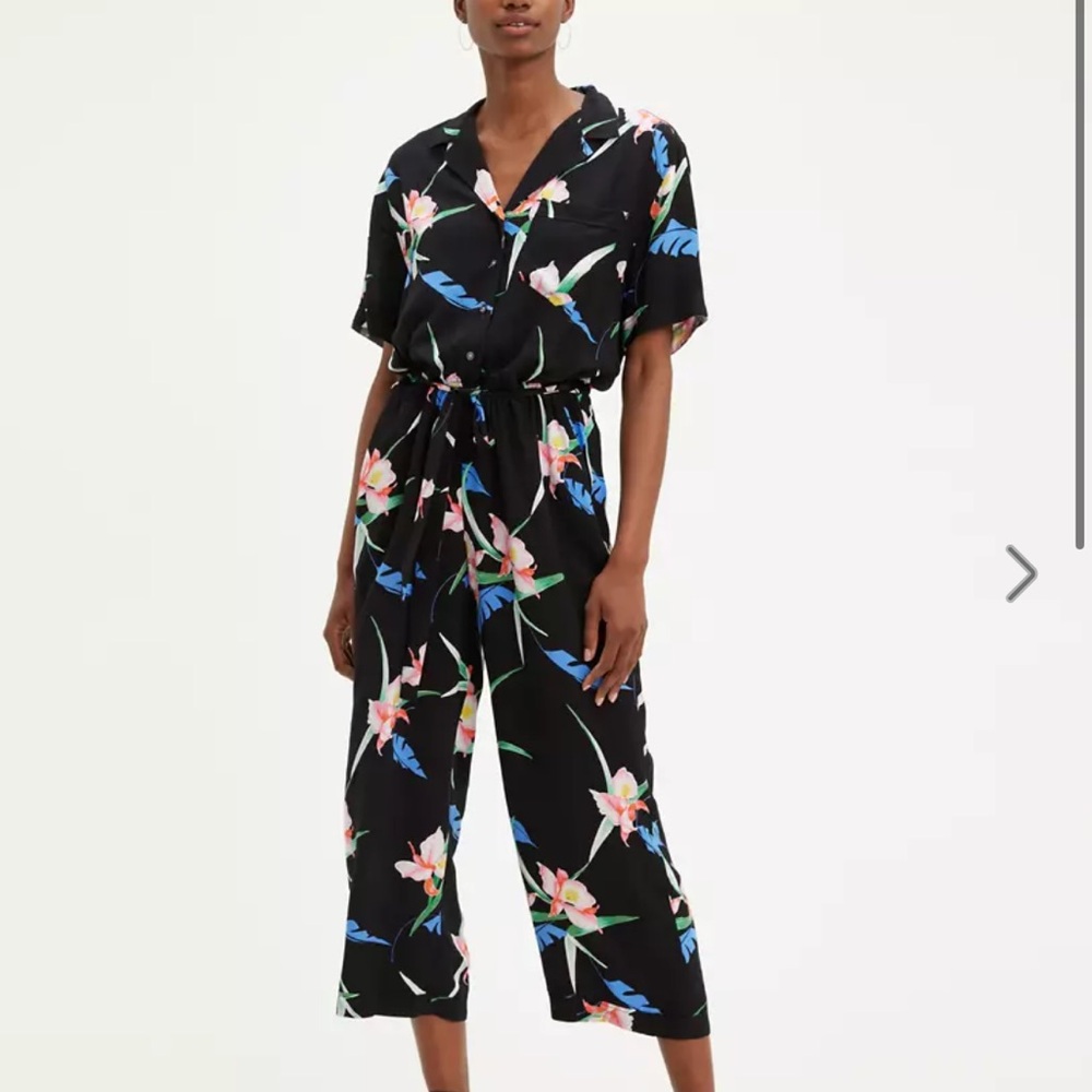 2/$15 - Levi’s Celeste Jumpsuit